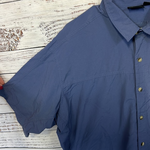 Mountain Hardwear XL - Picture 3 of 12